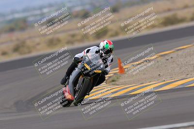 media/Sep-10-2022-SoCal Trackdays (Sat) [[a5bf35bb4a]]/Turn 11 (11am)/